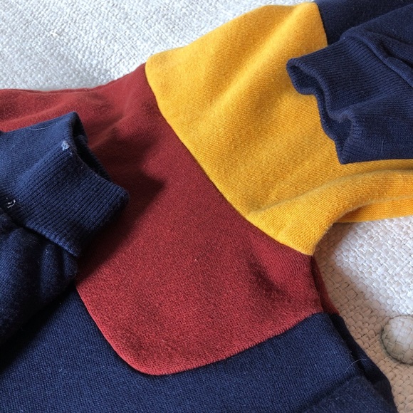 🔺GARAGE CROP TOP HOODIE SIZE SMALL🔺 - Picture 4 of 5